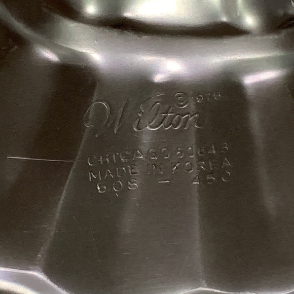 WILTON- VINTAGE 1975 Doll Cake Mold - Picture 3 of 5
